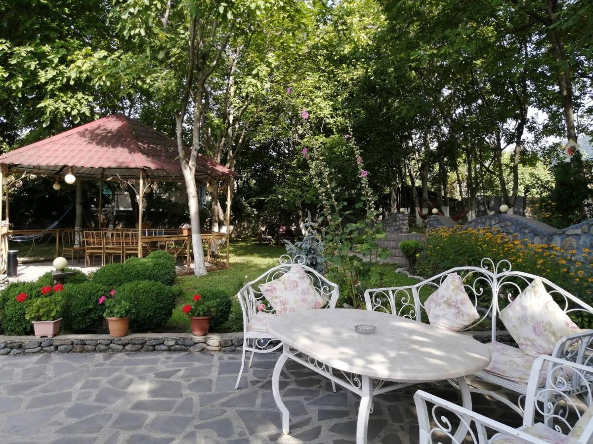 Family Hotel Lago & Wine Cellar Lagodechi Exteriér fotografie